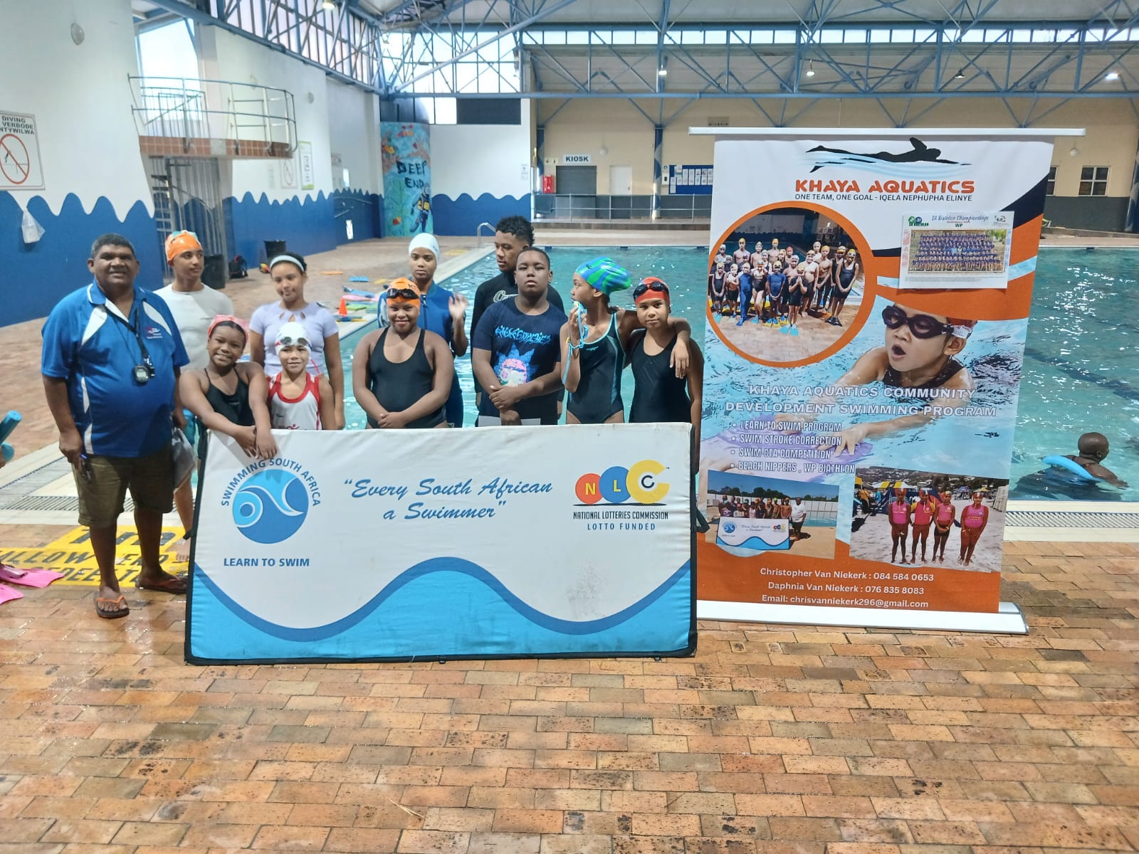 Large Family Fun Day group photo